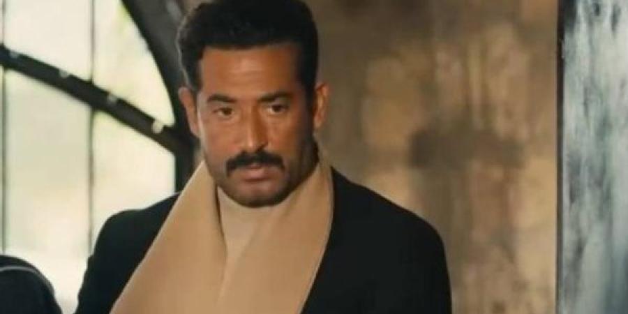 مسلسل
      سيد
      الناس
      الحلقة
      9:
      الجارحي
      ينقذ
      شقيقته
      من
      الخطف - ترند نيوز