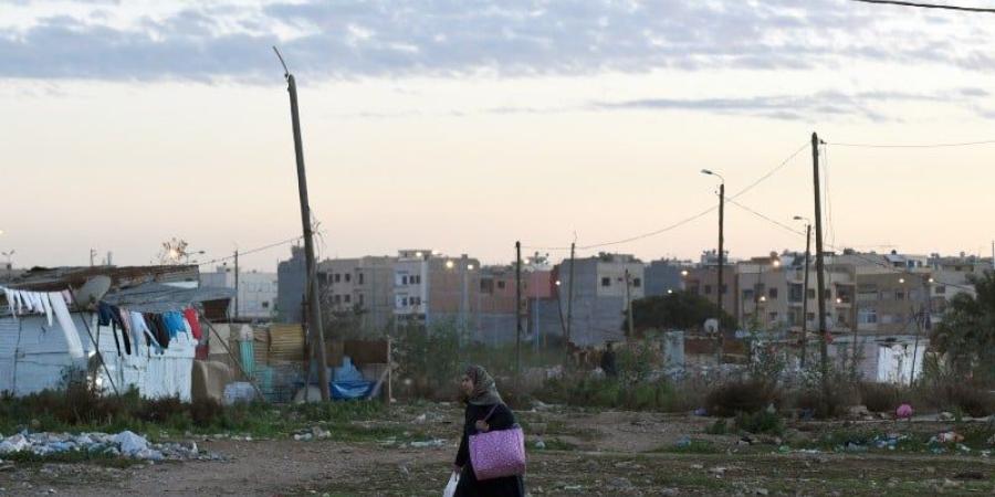 صور
      جوية
      تفضح
      زحف
      "العشوائي"
      على
      ضواحي
      البيضاء
      في
      رمضان - ترند نيوز