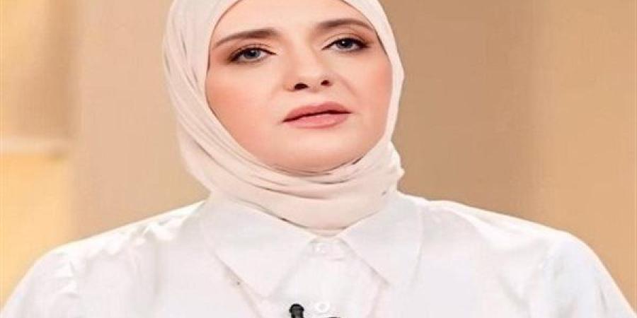 سمر
      كشك:
      الحب
      يحتاج
      إلى
      رعاية
      واهتمام
      حتى
      لا
      يتحول
      لندم - ترند نيوز